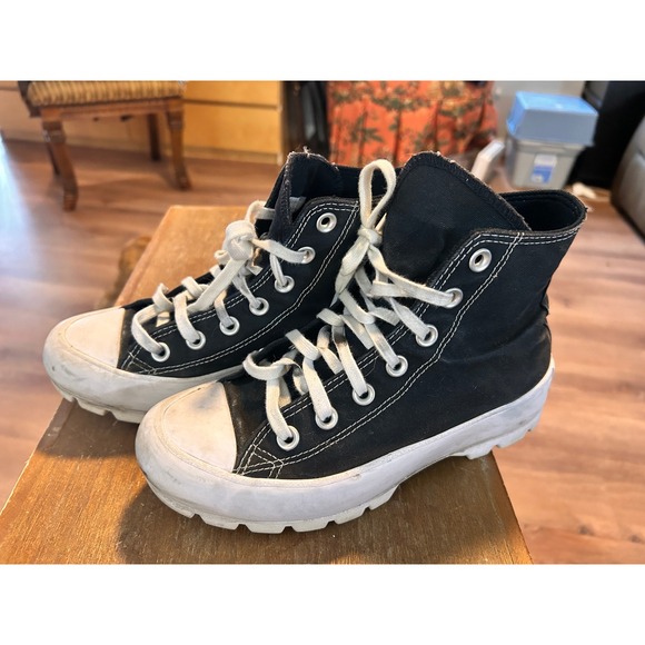 Converse Chuck Taylor All Star Lugged High Top  Black White Womens size 6 - Picture 2 of 6